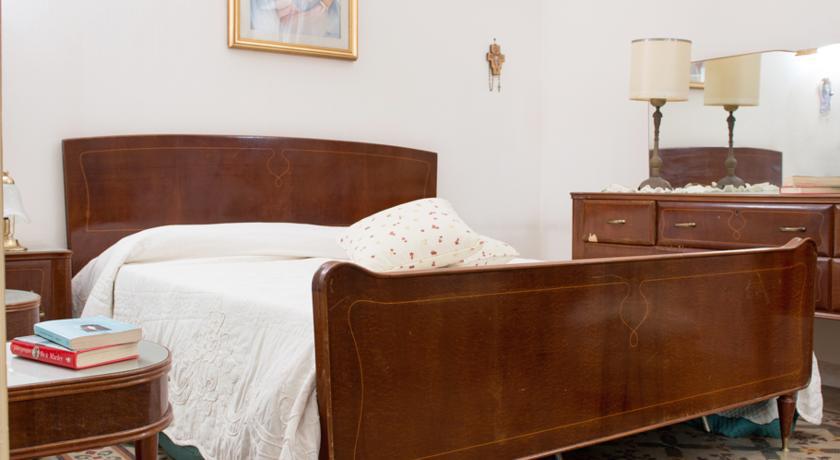 Hotel La Casa Di Via Narbone Palermo Zimmer foto